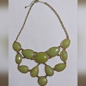 ⭐Yellow Statement Necklace⭐